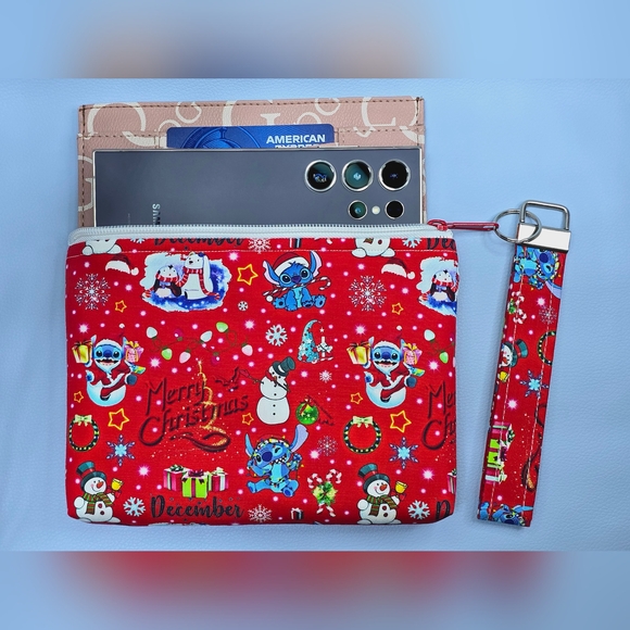 Stitch Wristlet - Picture 4 of 16
